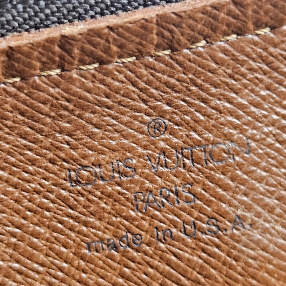 Louis Vuitton Barrell Monogram Papillon 30. - Picture 5 of 15
